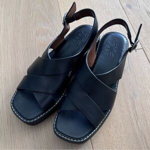 Naturalizer Women Halifax Leather Slingback Sports
Sandal